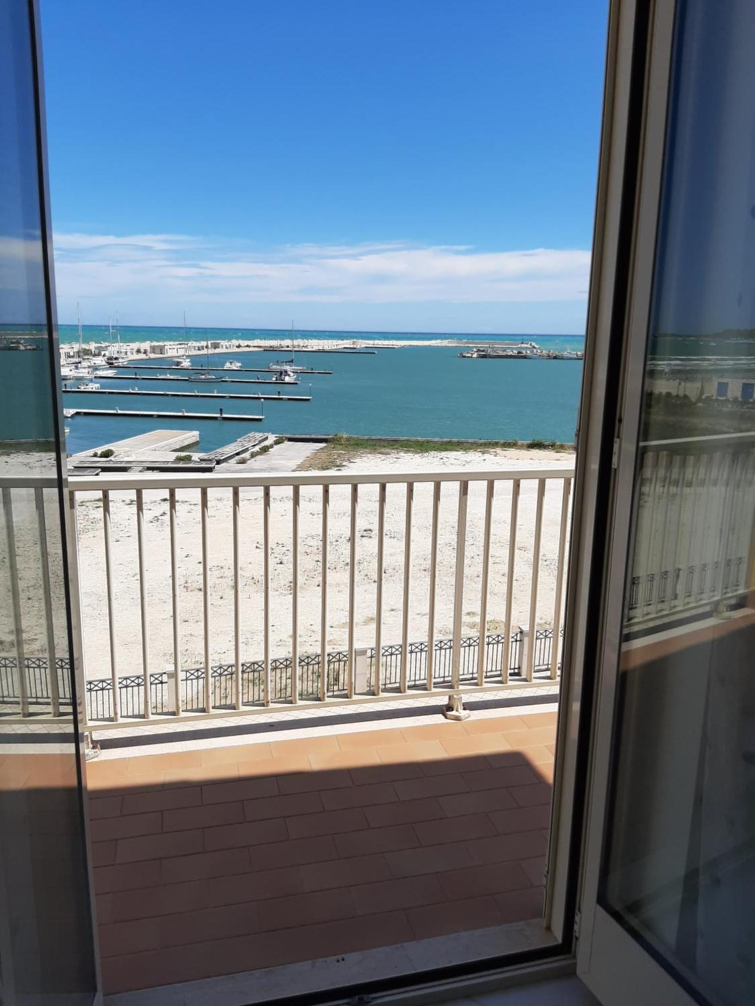 维耶斯泰Casa Azzurro Di Mare公寓 外观 照片